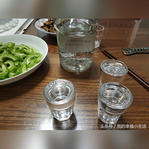 最新白酒瓶设计趋势解析